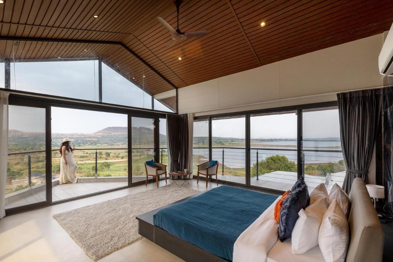 Pearl Lakeview Mansion By Stayvista - Lakeside Villa With Infinity Pool, Jacuzzi, In-House Theatre & Games Room Igatpuri Zewnętrze zdjęcie