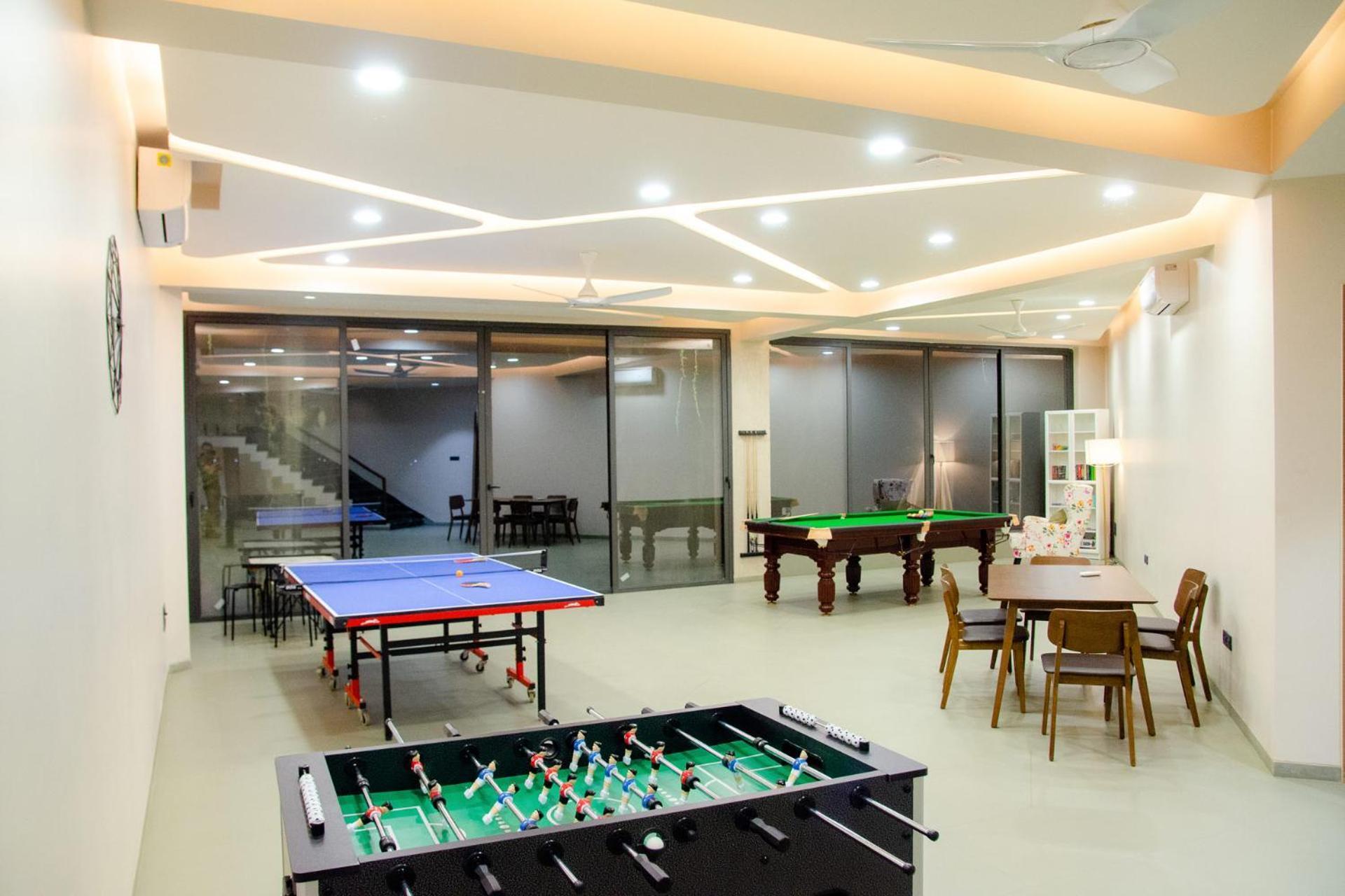 Pearl Lakeview Mansion By Stayvista - Lakeside Villa With Infinity Pool, Jacuzzi, In-House Theatre & Games Room Igatpuri Zewnętrze zdjęcie