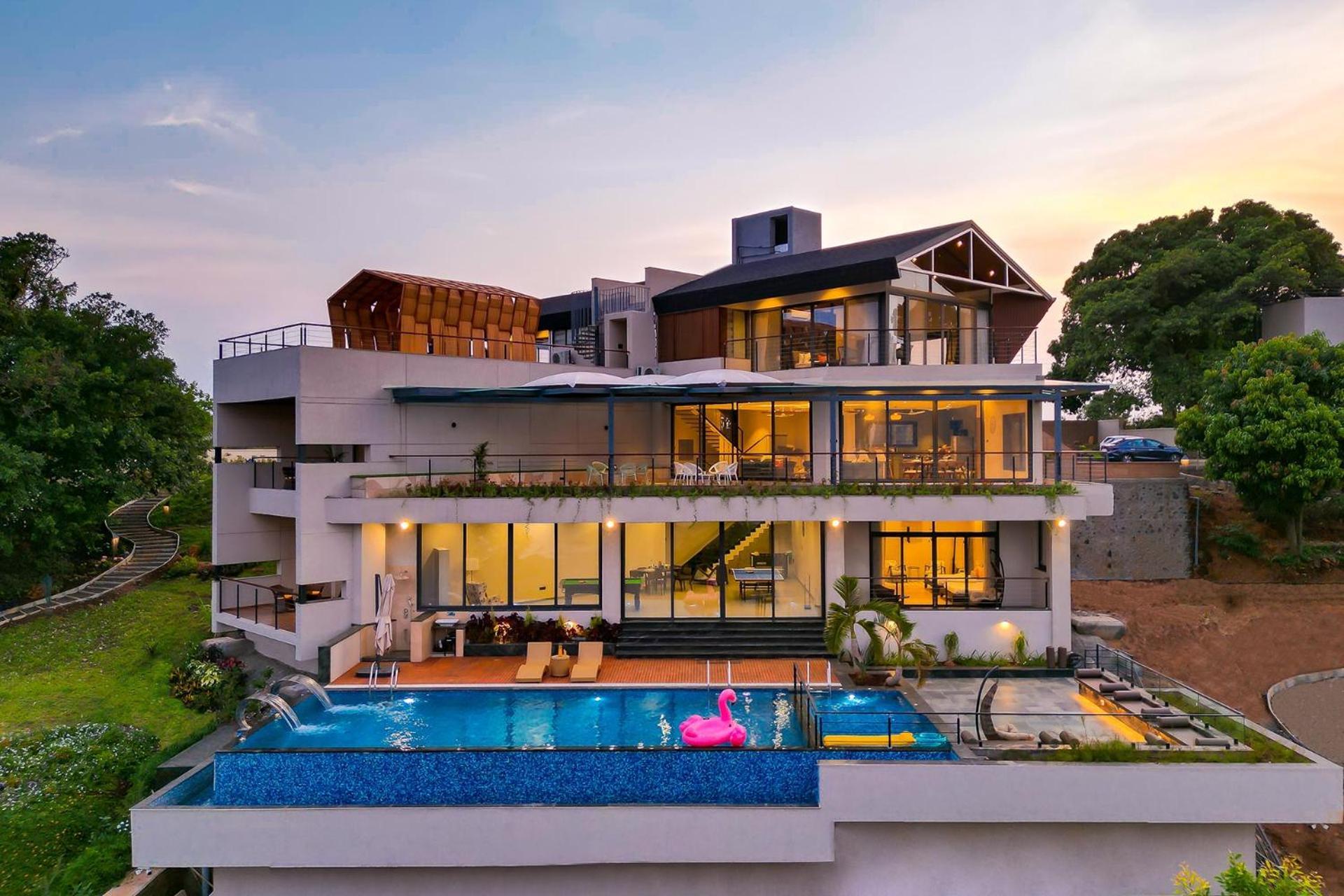 Pearl Lakeview Mansion By Stayvista - Lakeside Villa With Infinity Pool, Jacuzzi, In-House Theatre & Games Room Igatpuri Zewnętrze zdjęcie